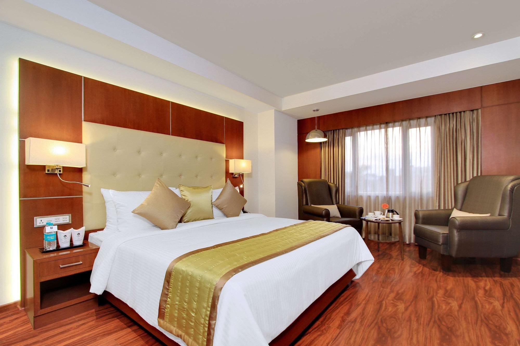 Comfort Inn Insys Bangalore Exterior photo